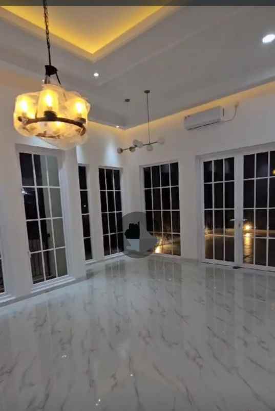 dijual rumah kayu mas