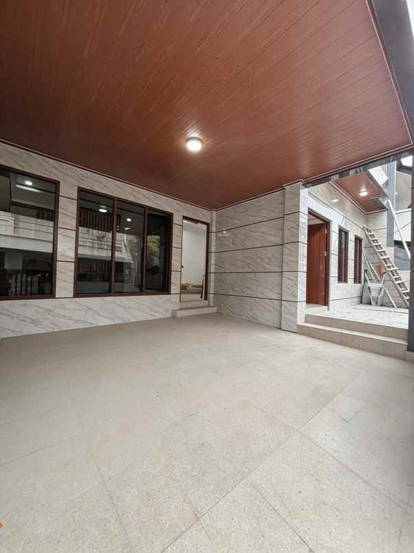 dijual rumah kayu putih jakarta timur