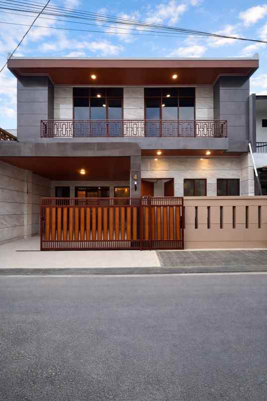 dijual rumah kayu putih jakarta timur