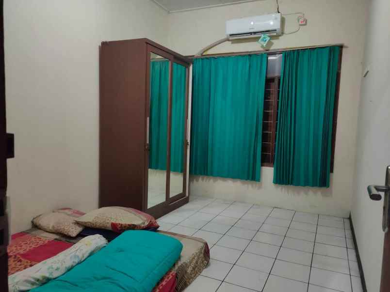 dijual rumah kebon jeruk