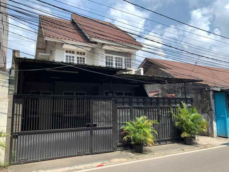 dijual rumah kebon jeruk