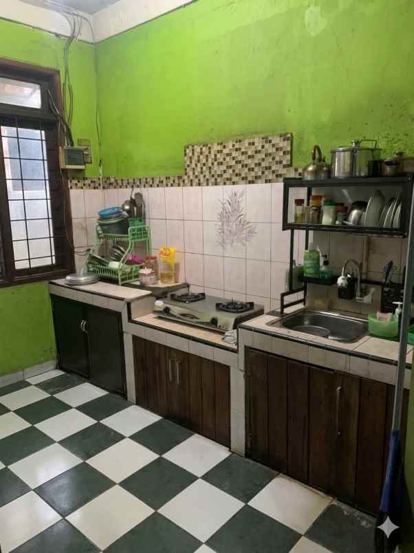 dijual rumah kebon jeruk