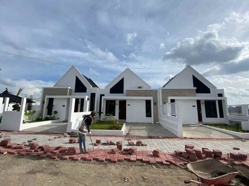 dijual rumah kebondalem lor prambanan