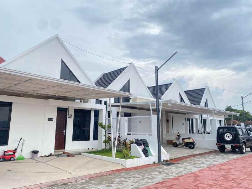 dijual rumah kebondalem lor prambanan