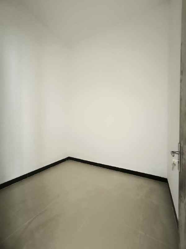 dijual rumah kebraon manis utara