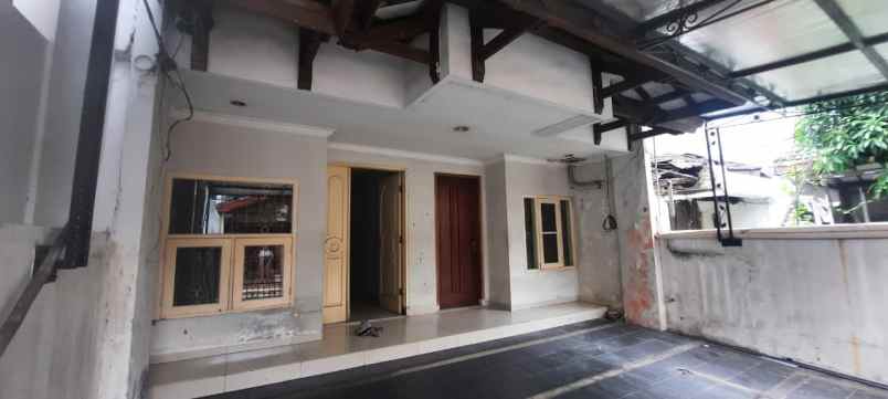 dijual rumah kelapa kopyor kelapa gading