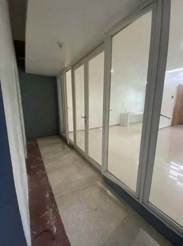 dijual rumah kingstown