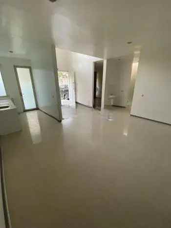 dijual rumah kingstown