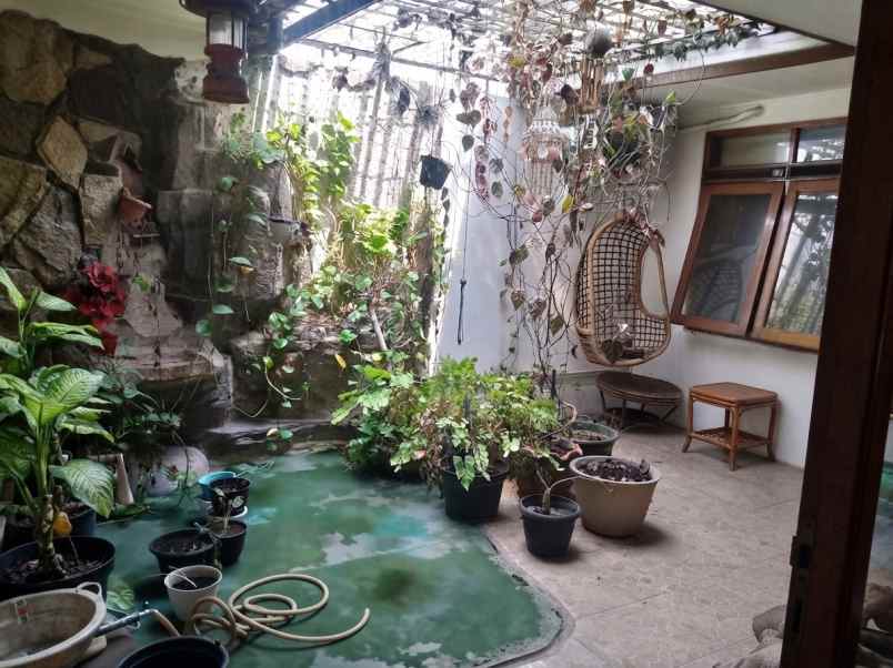 dijual rumah komplek batununggal indah