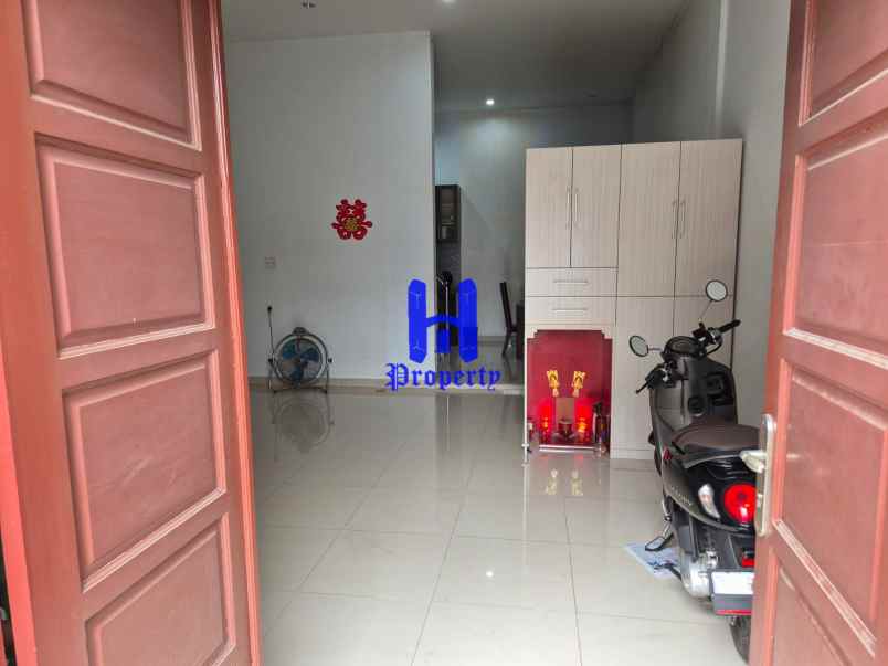dijual rumah komplek berjaya avenue