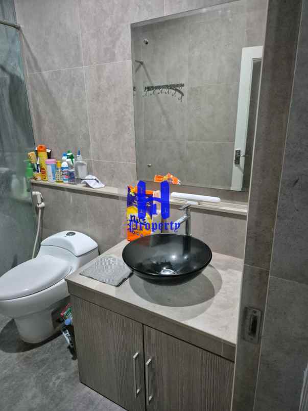 dijual rumah komplek berjaya avenue