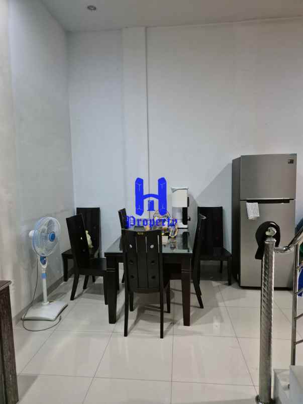 dijual rumah komplek berjaya avenue