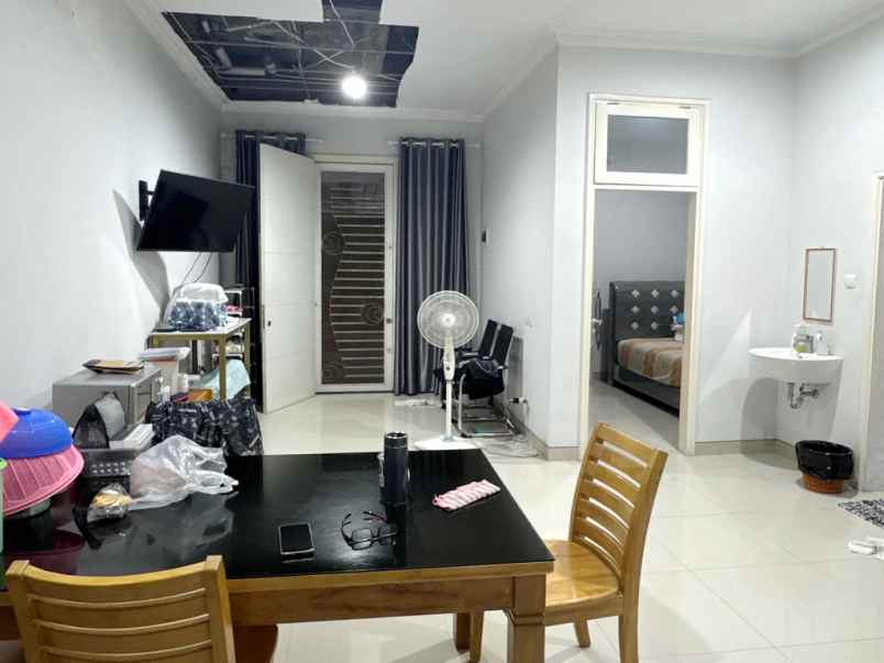 dijual rumah komplek citra gama city cluster maldives