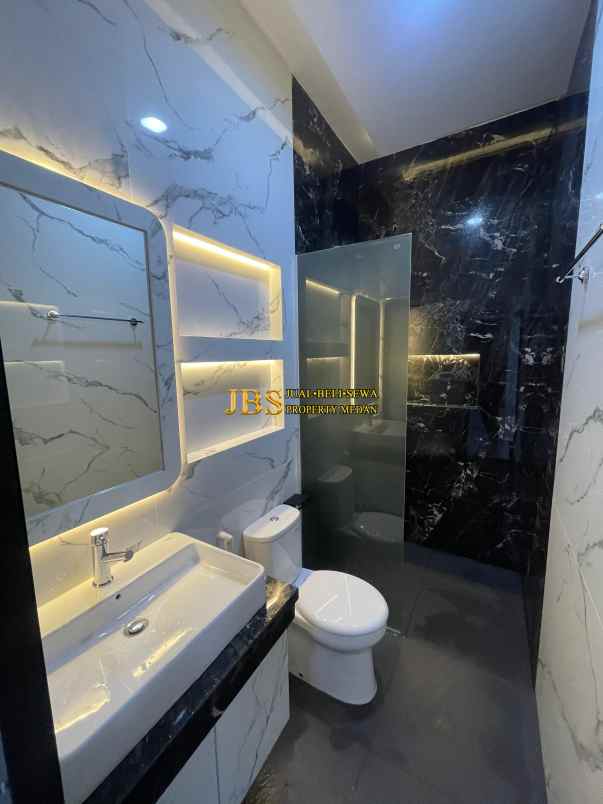 dijual rumah komplek kirribili jalan