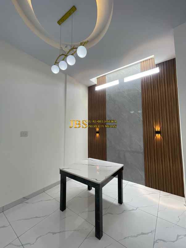 dijual rumah komplek kirribili jalan