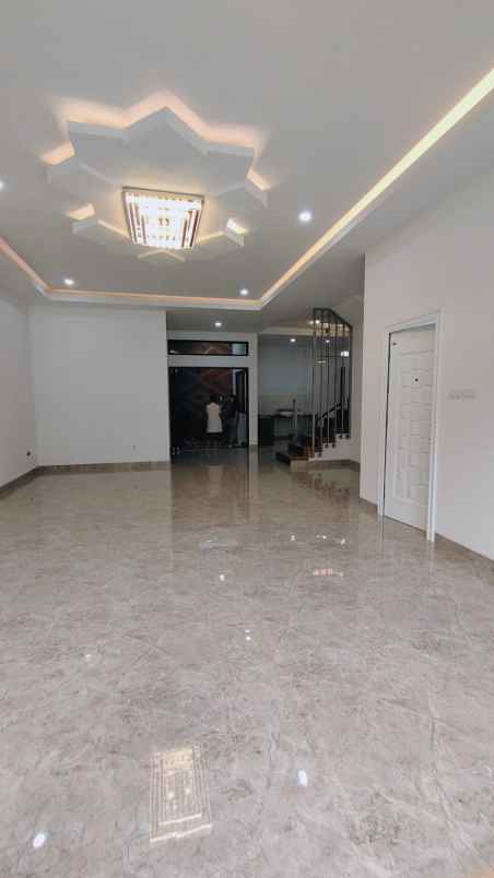 dijual rumah komplek nusa loka bsd