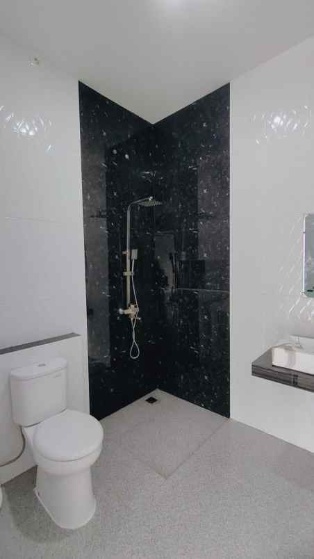 dijual rumah komplek nusa loka bsd