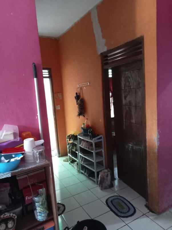 dijual rumah komplek polri gowok sleman