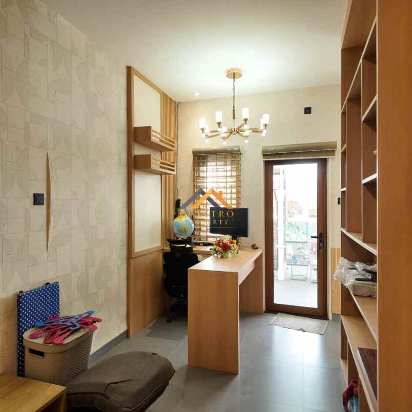 dijual rumah komplek rukun mas jl setia