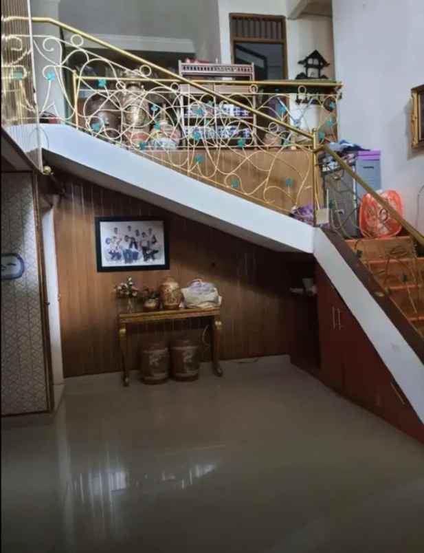 dijual rumah komplek swadaya duren