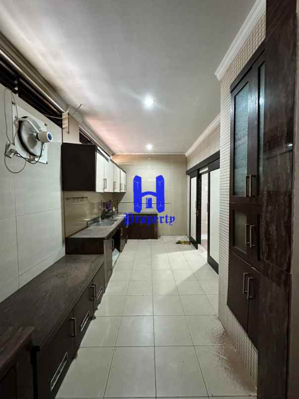 dijual rumah komplek taman timor raya