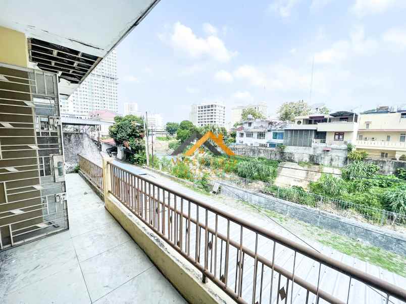 dijual rumah komplek tembakau deli