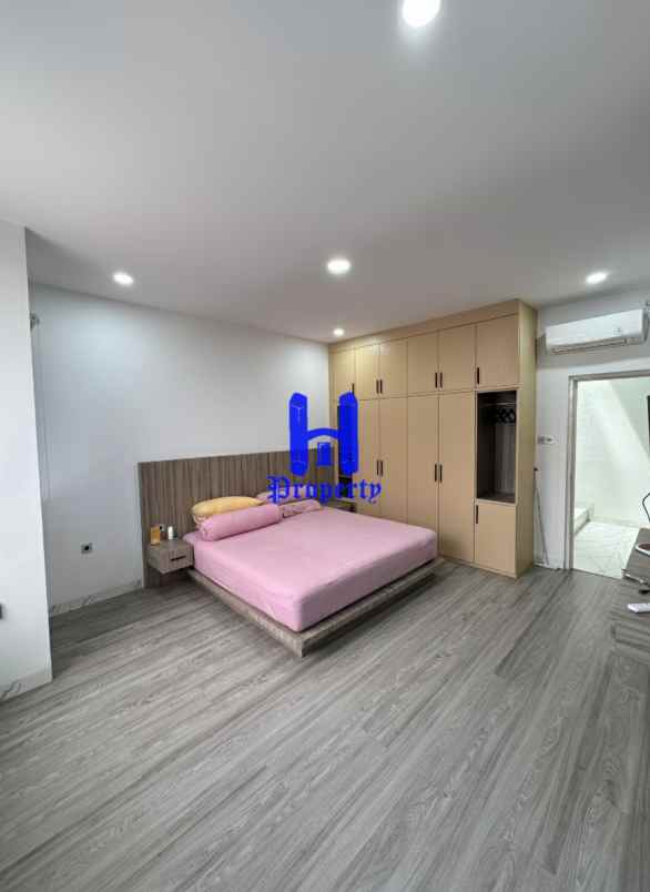 dijual rumah komplek villa rukun mas