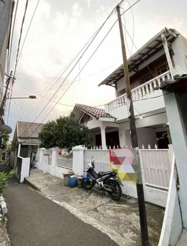 dijual rumah kost strategis di blok a jaksel