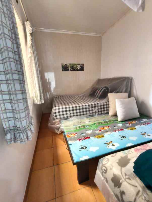 dijual rumah kota wisata cibubur