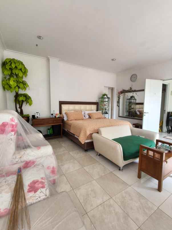 dijual rumah kota wisata cibubur