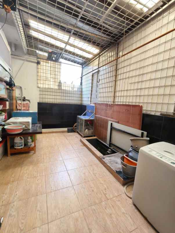 dijual rumah kota wisata cibubur