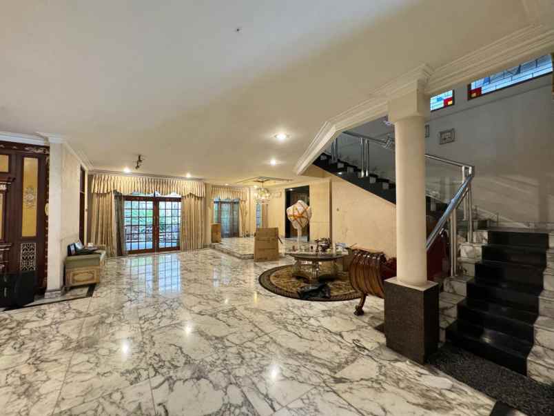 dijual rumah kuningan jaksel