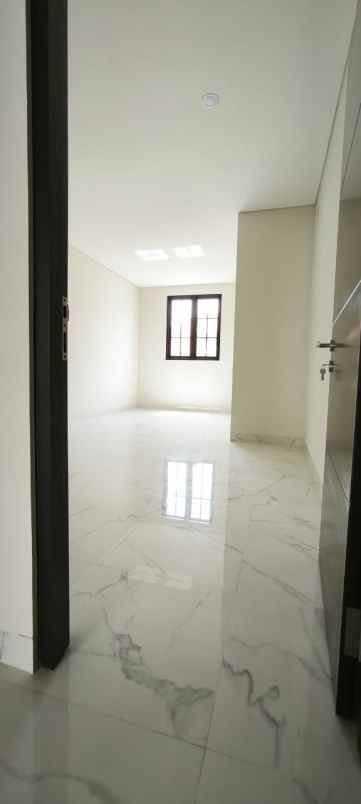 dijual rumah lebak jaya