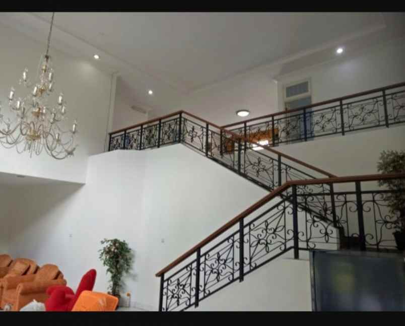 dijual rumah lembang