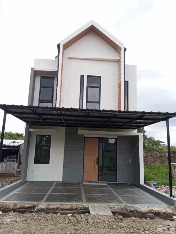 dijual rumah lokasi hanya beberapa