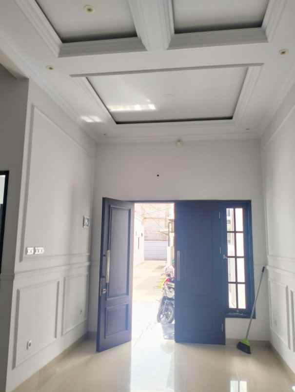 dijual rumah m kahfi 1 jagakarsa