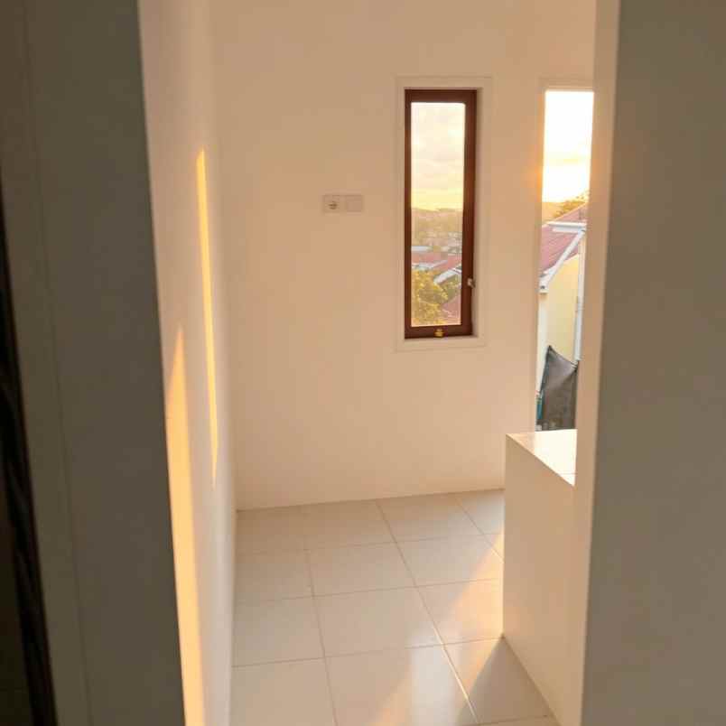 dijual rumah manggar