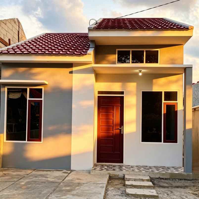 dijual rumah manggar