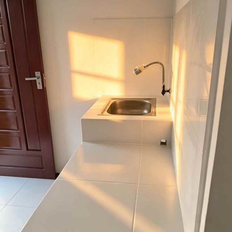 dijual rumah manggar