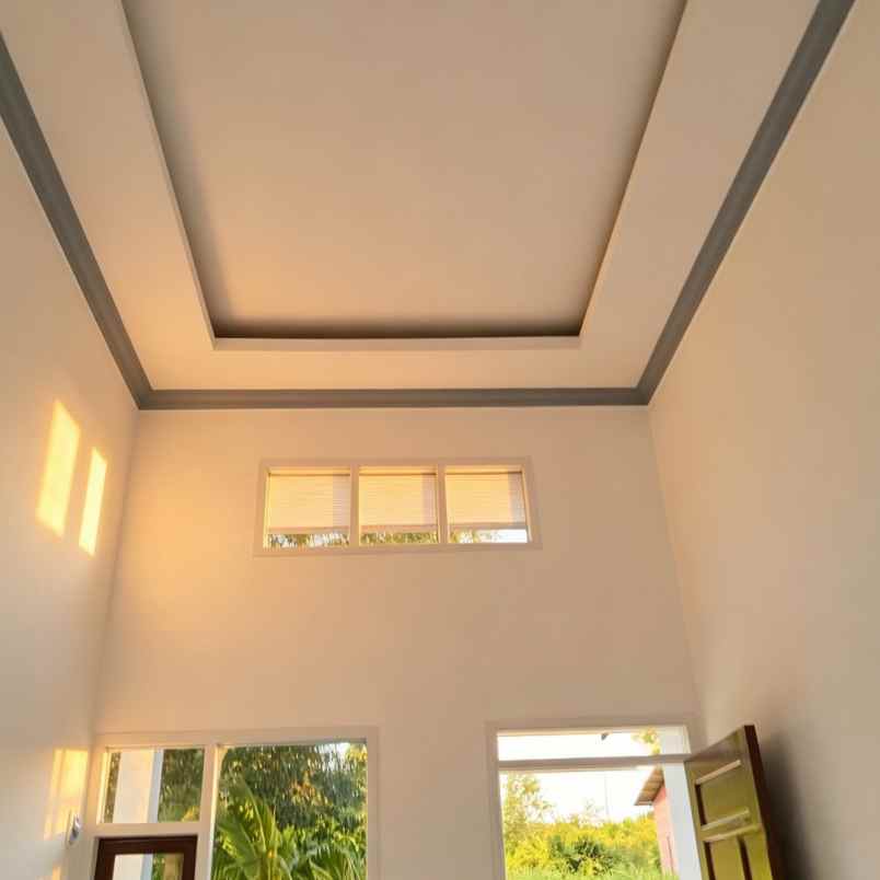 dijual rumah manggar