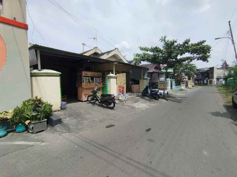 dijual rumah mojosongo jebres surakarta