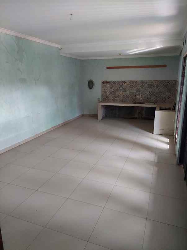 dijual rumah ngemplak