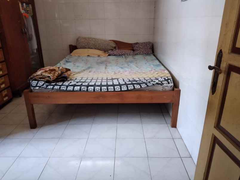 dijual rumah nglarang rt 4 rw 11 no 103