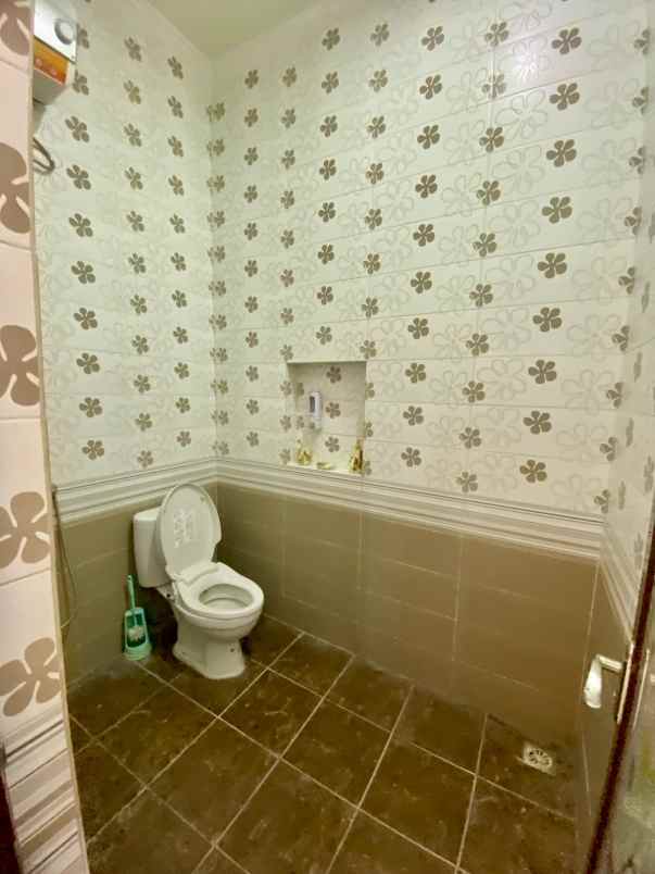 dijual rumah pandanwangi sulfat kota malang