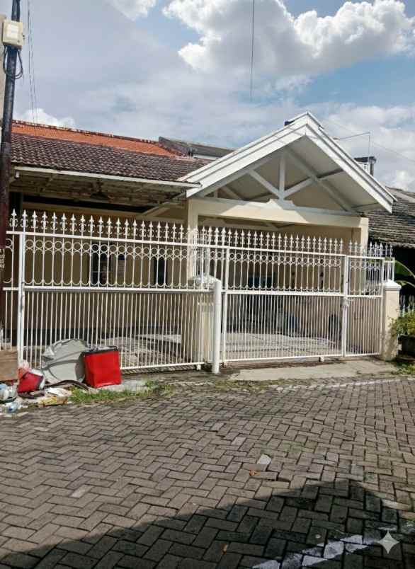 dijual rumah pandugo