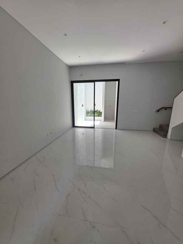 dijual rumah pandugo timur surabaya