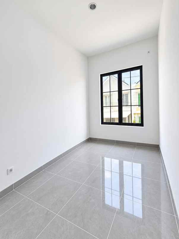 dijual rumah parigi