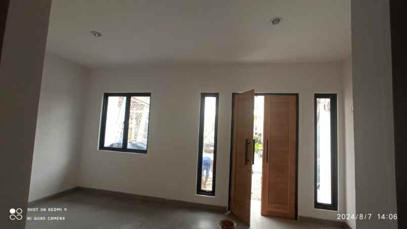 dijual rumah parigi