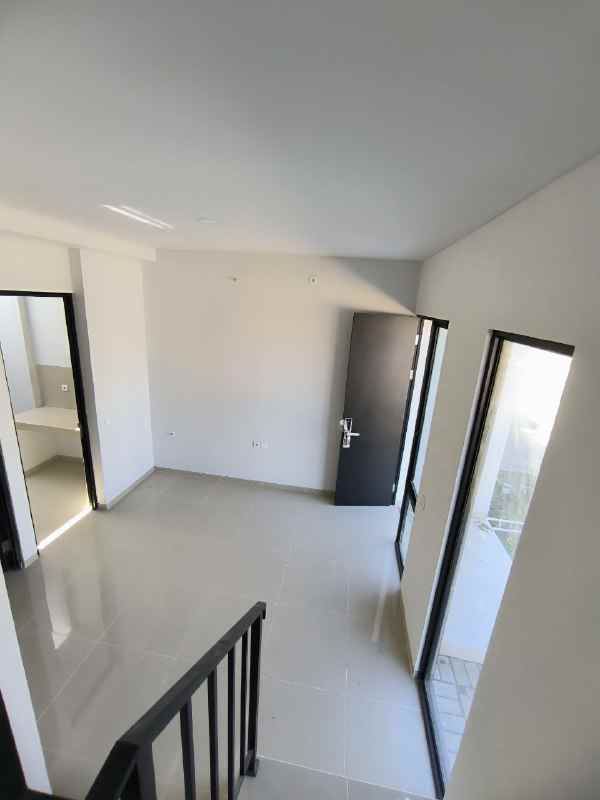 dijual rumah park sunrise wonorejo