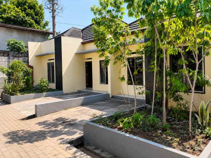dijual rumah parung bogor